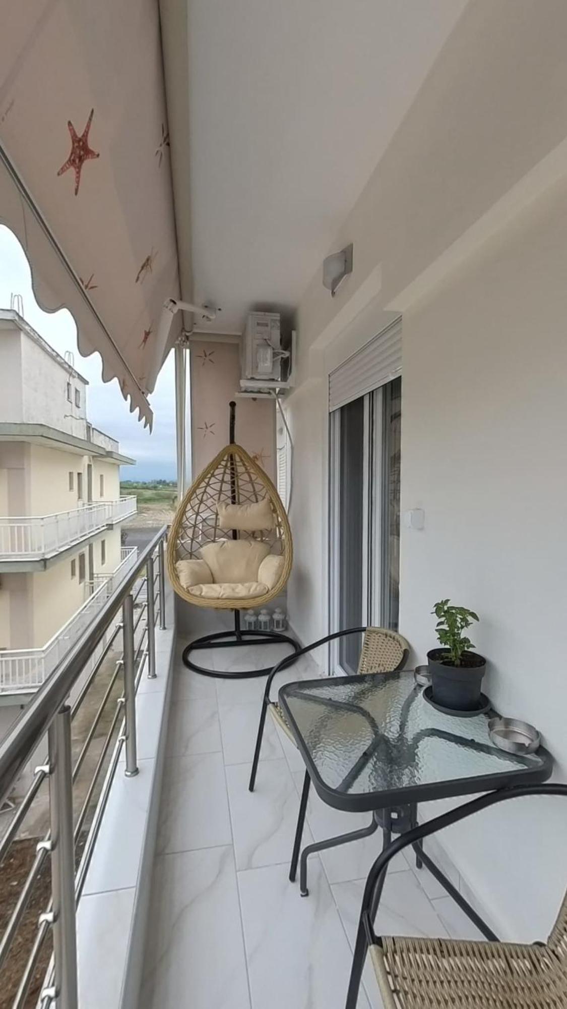 Cozy Sea View Apartment In Paralia Esterno foto